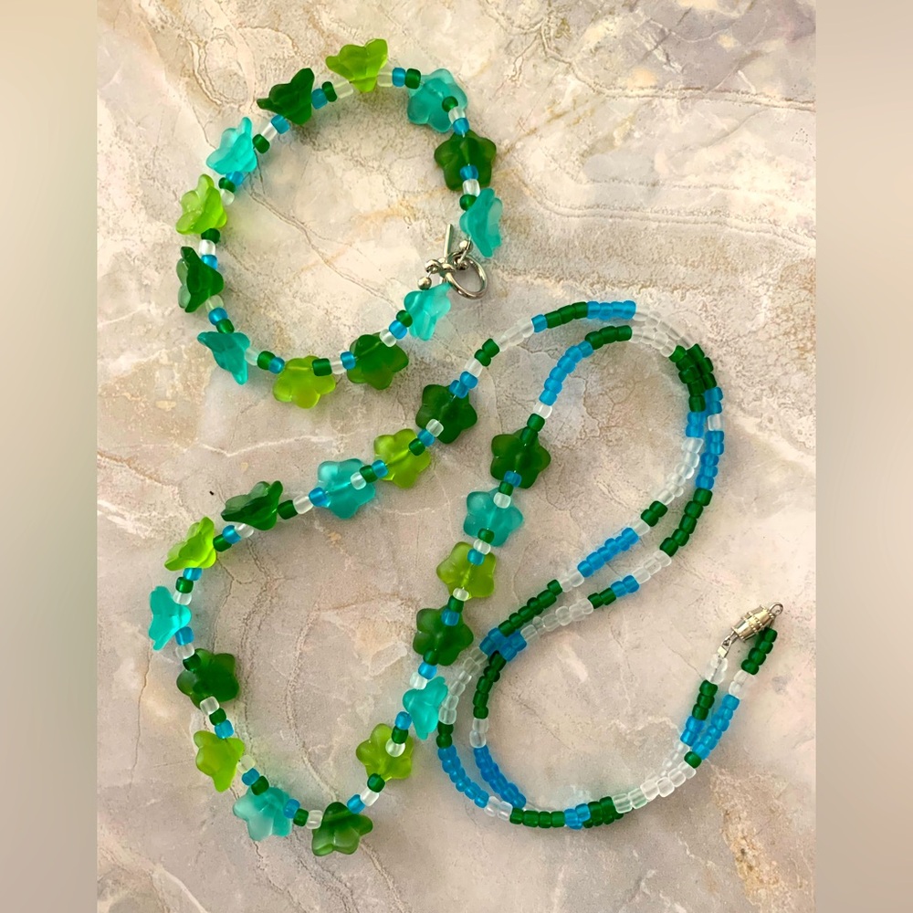 Sea Glass Green and Blue Floral Bracelet and Necklace Set